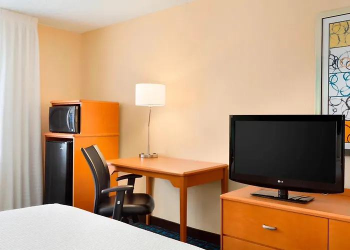 Fairfield Inn & Suites Fort Worth University Drive